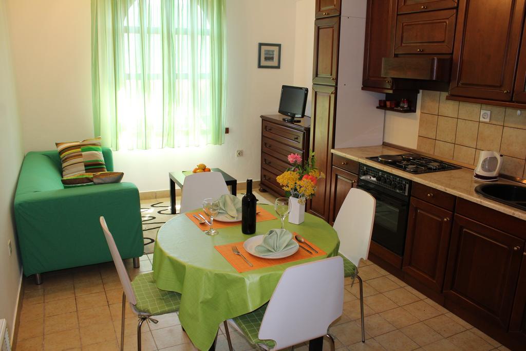 Apartments Stari Sibenik Grebaštica Rum bild